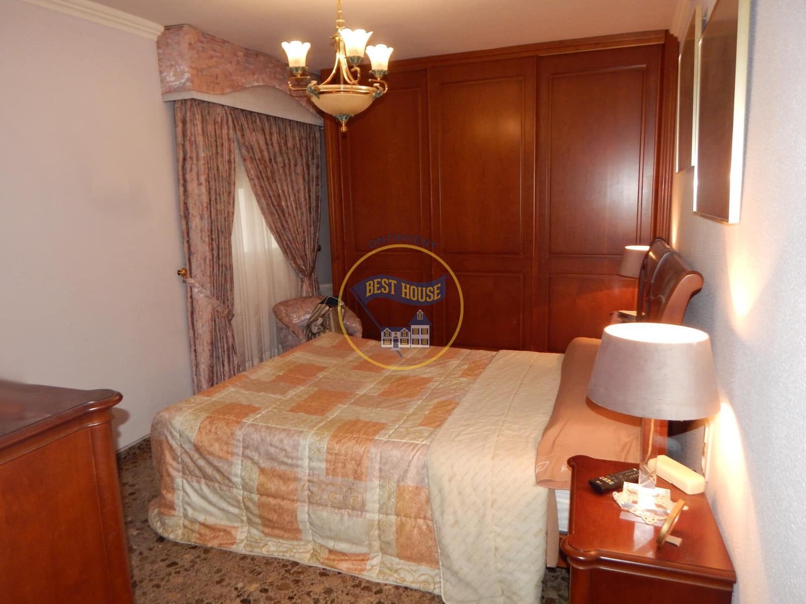 4 soveværelse Lejlighed til salg i Ontinyent med garage - € 170.000 (Ref: 8117911)