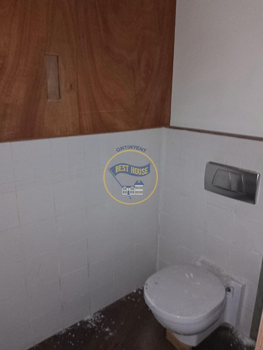 Commercial for rent in Ontinyent - € 350 (Ref: 8117925)