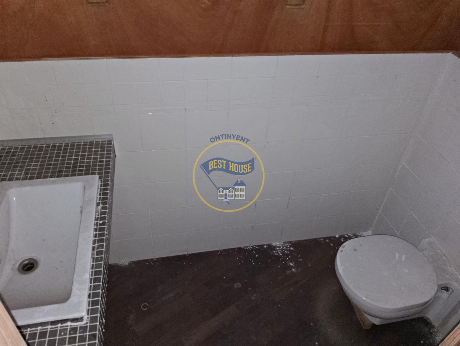 Commercial for rent in Ontinyent - € 350 (Ref: 8117925)