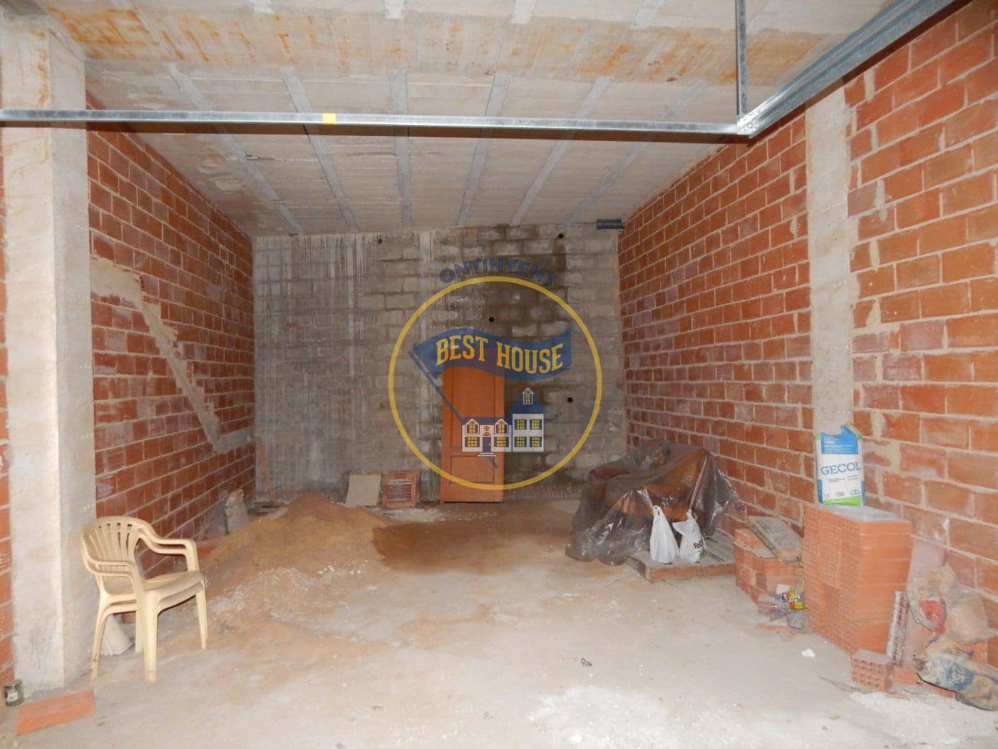 Byhus til salg i Agullent - € 250.000 (Ref: 8117942)