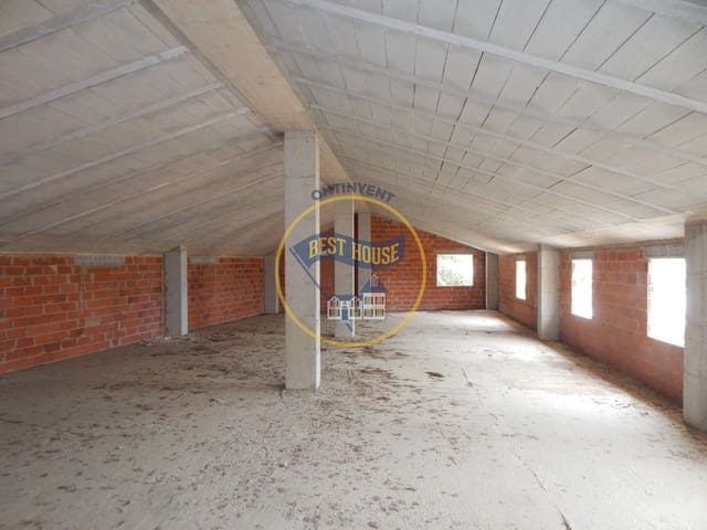 Byhus til salg i Agullent - € 250.000 (Ref: 8117942)