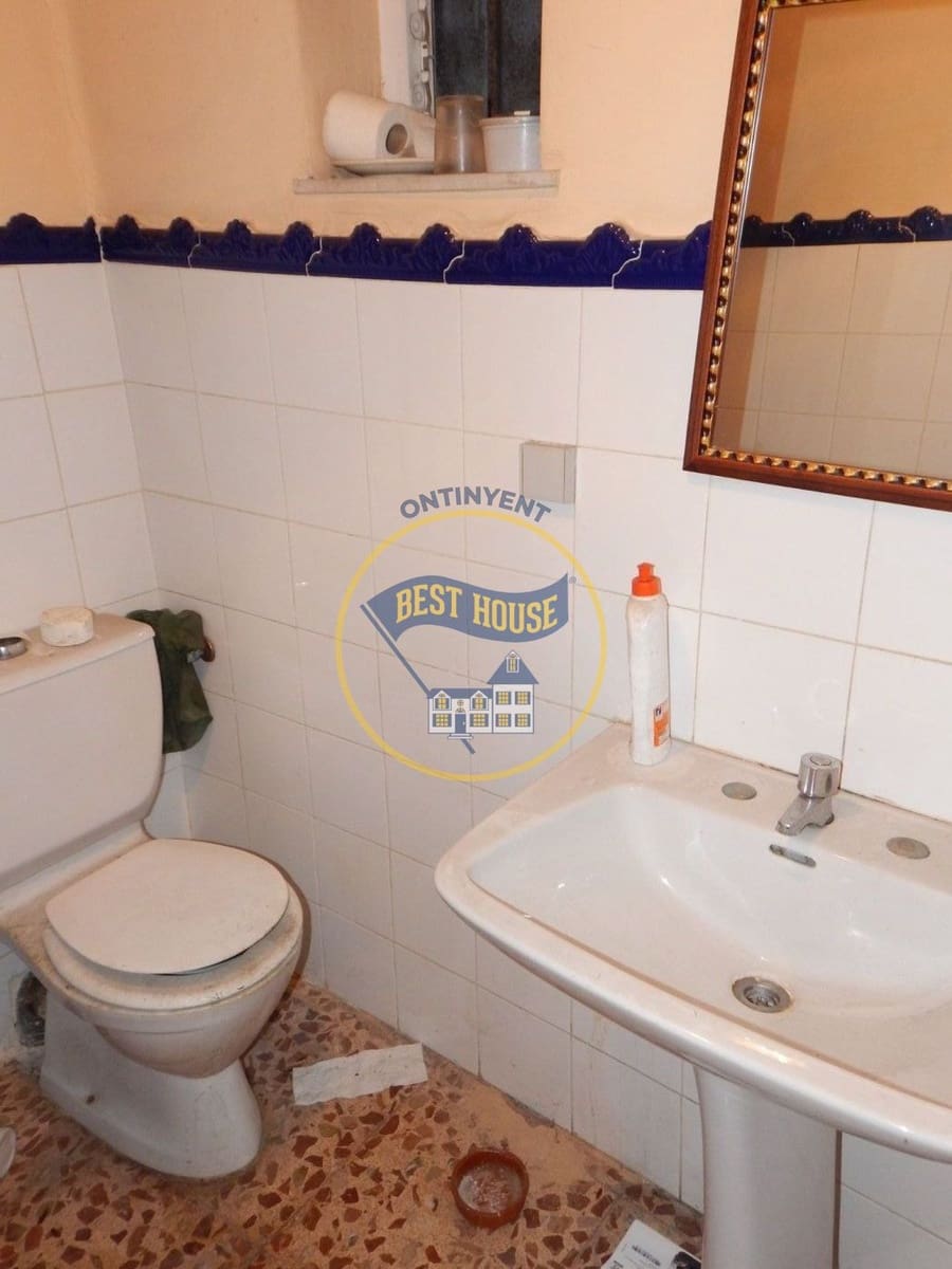 Commercial for sale in Ontinyent - € 150,000 (Ref: 8117953)