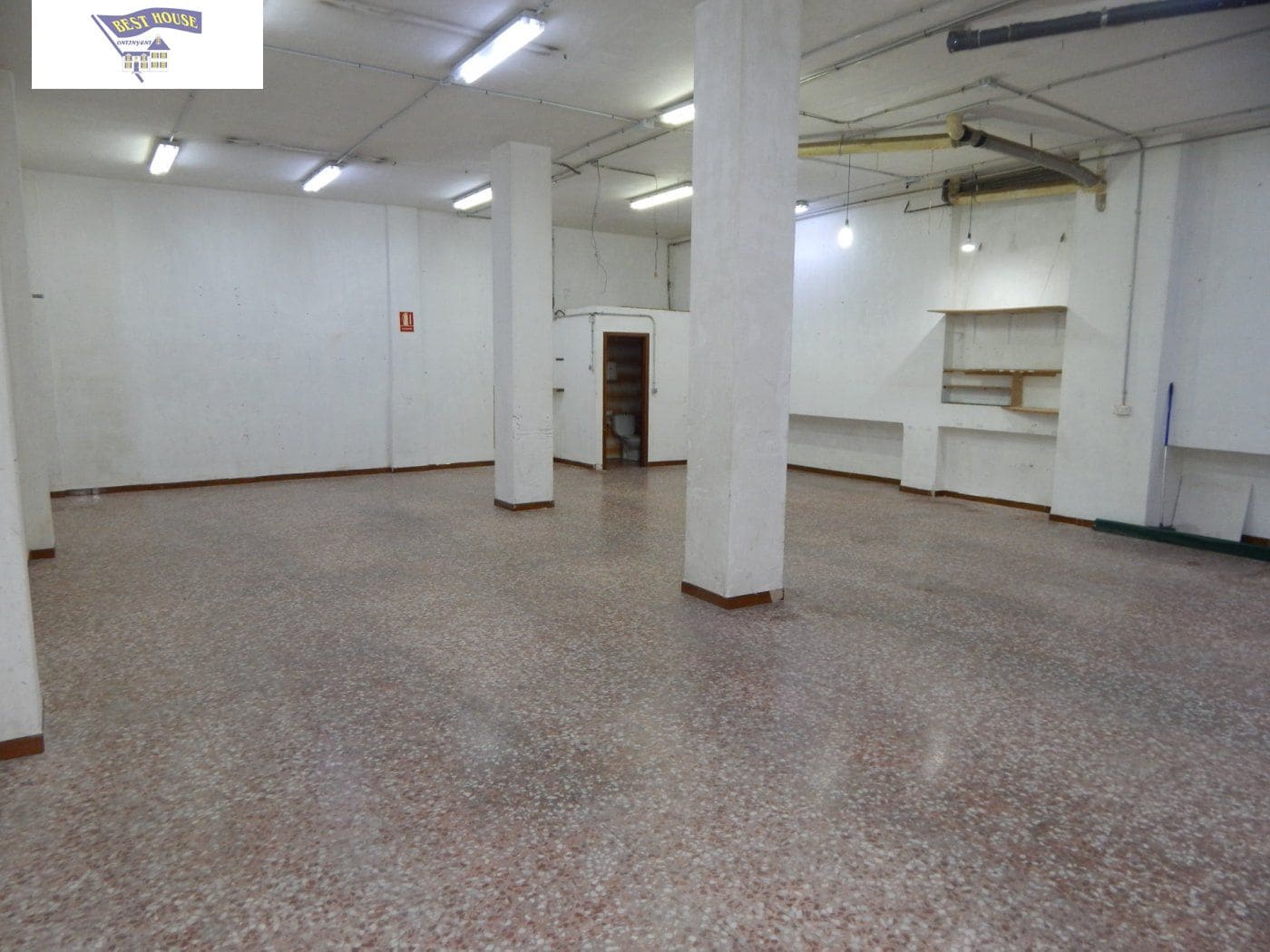 Commercial for sale in Ontinyent - € 150,000 (Ref: 8117966)