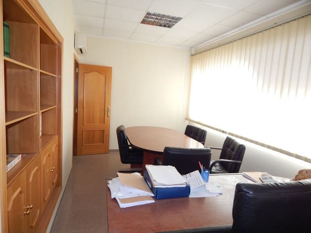 Commerciale in vendita in Ontinyent - 70.000 € (Rif: 8117968)