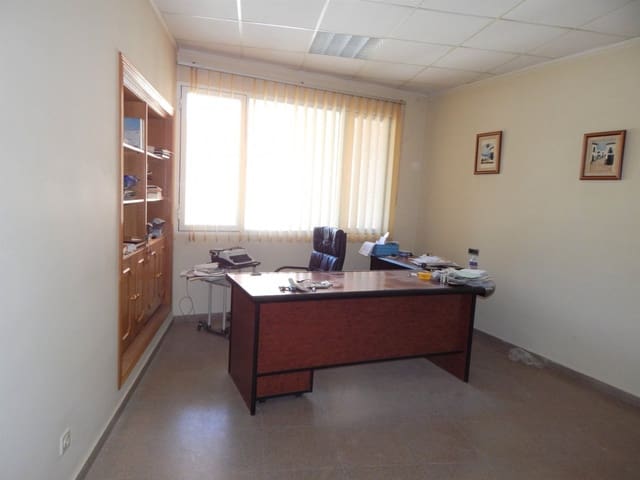 Commerciale in vendita in Ontinyent - 70.000 € (Rif: 8117968)