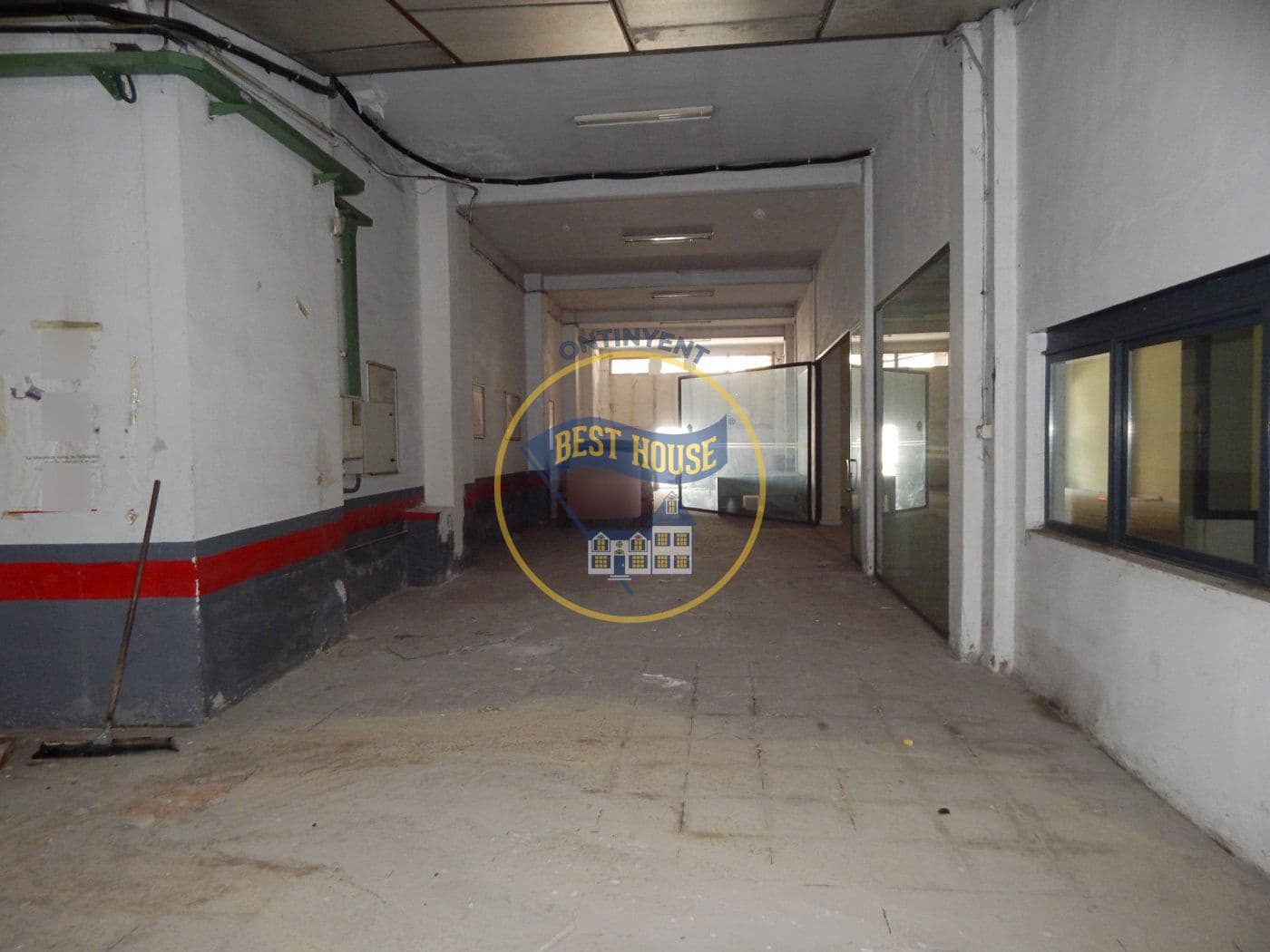 Kommersiell til salgs i Ontinyent - € 140 000 (Ref: 8117970)
