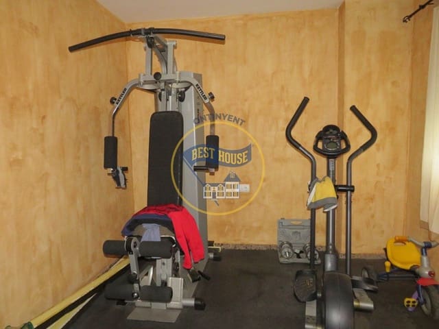 5 sypialnia Mieszkanie na sprzedaż w L'Olleria - 140 000 € (Ref: 8117984)