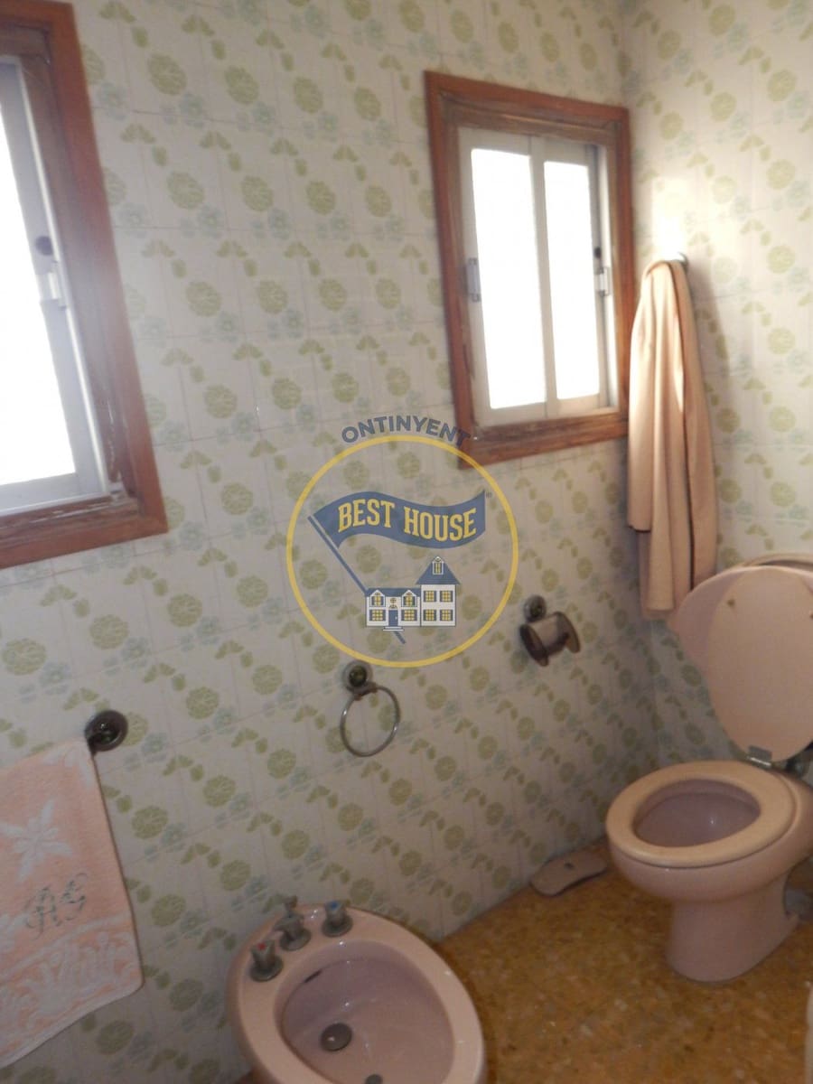 5 slaapkamer Flat te koop in L'Olleria - € 125.000 (Ref: 8117988)