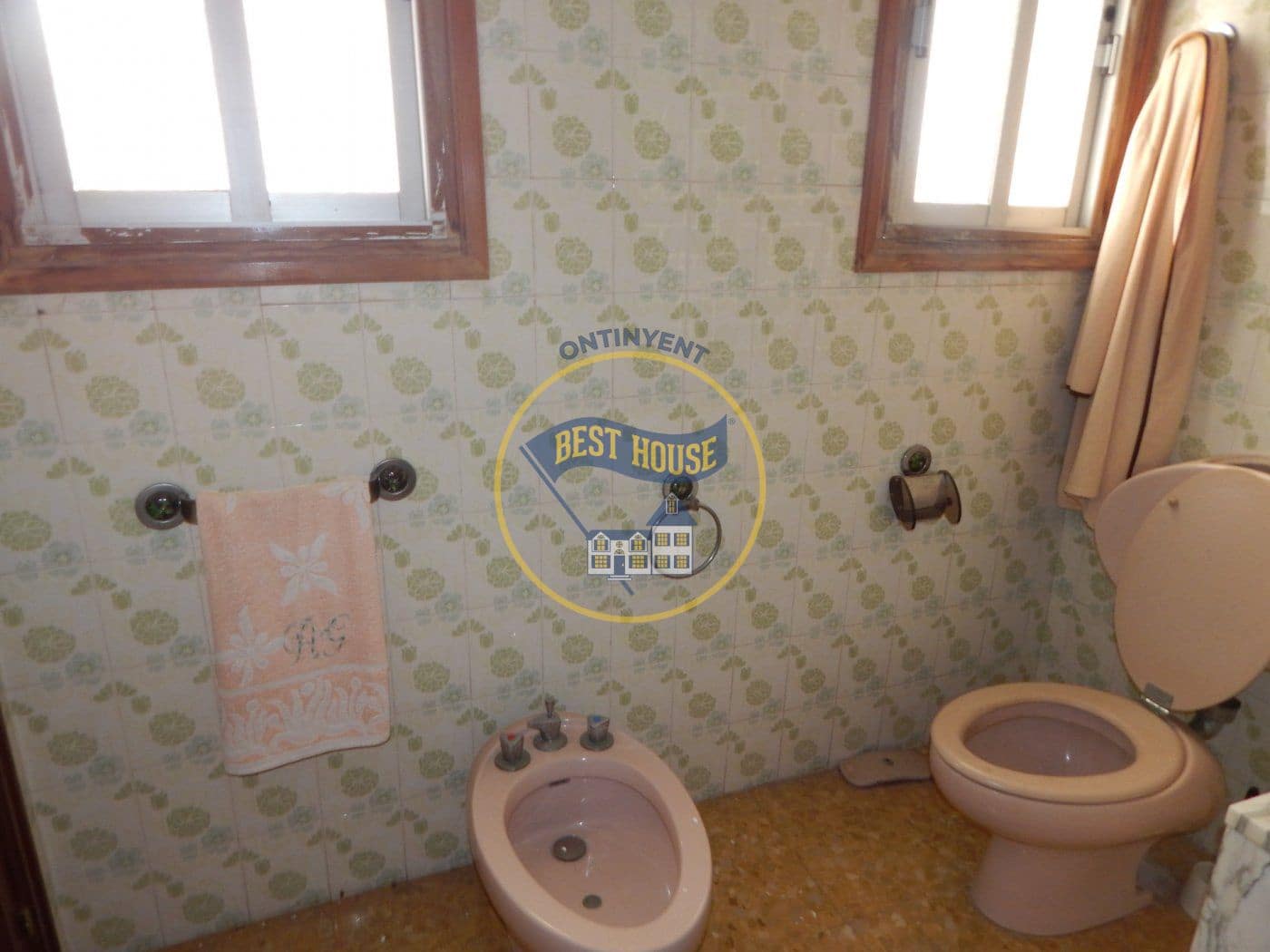 5 slaapkamer Flat te koop in L'Olleria - € 125.000 (Ref: 8117988)