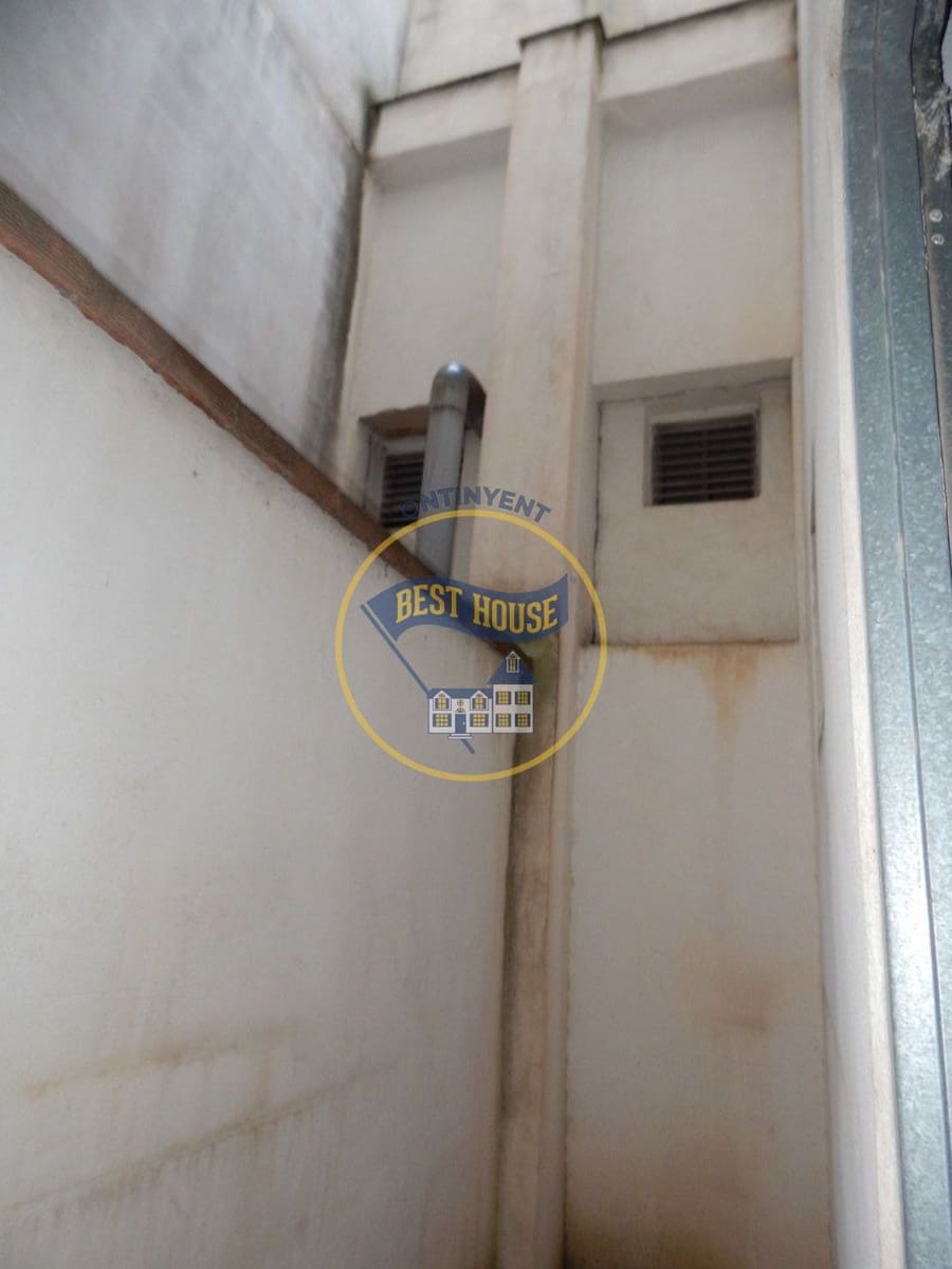 Kommersiell att hyra i Ontinyent - 400 € (Ref: 8118002)