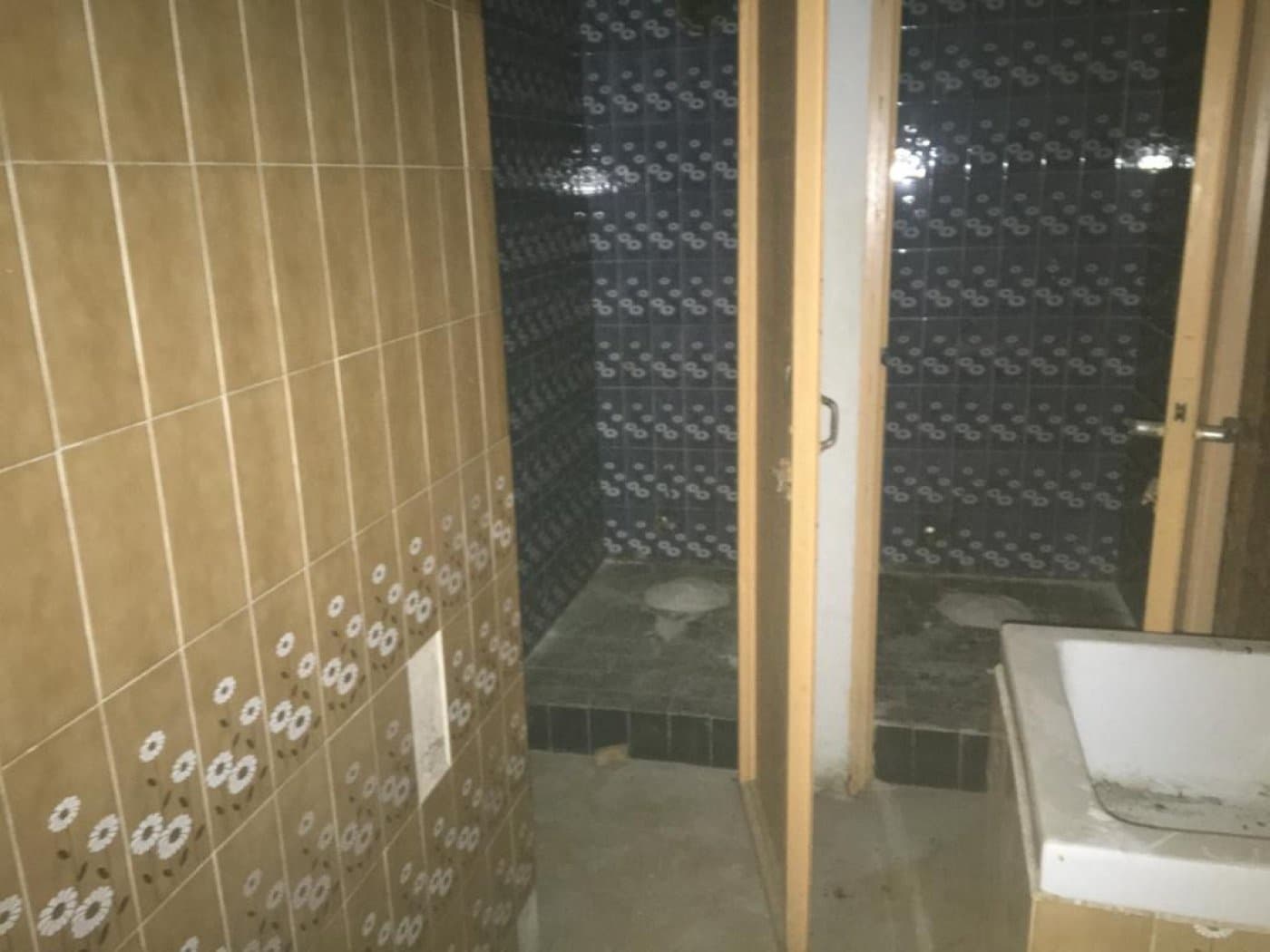 Commercial for rent in Ontinyent - € 1,200 (Ref: 8118003)