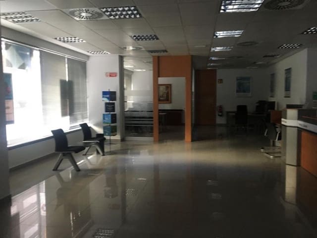 Commercial for rent in Ontinyent - € 1,200 (Ref: 8118003)