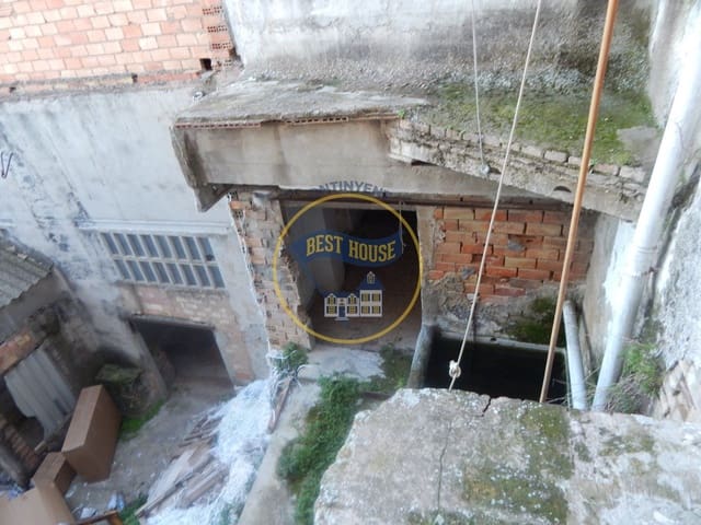 Kaupallinen myytävänä paikassa Ontinyent - 300 000 € (Ref: 8118015)