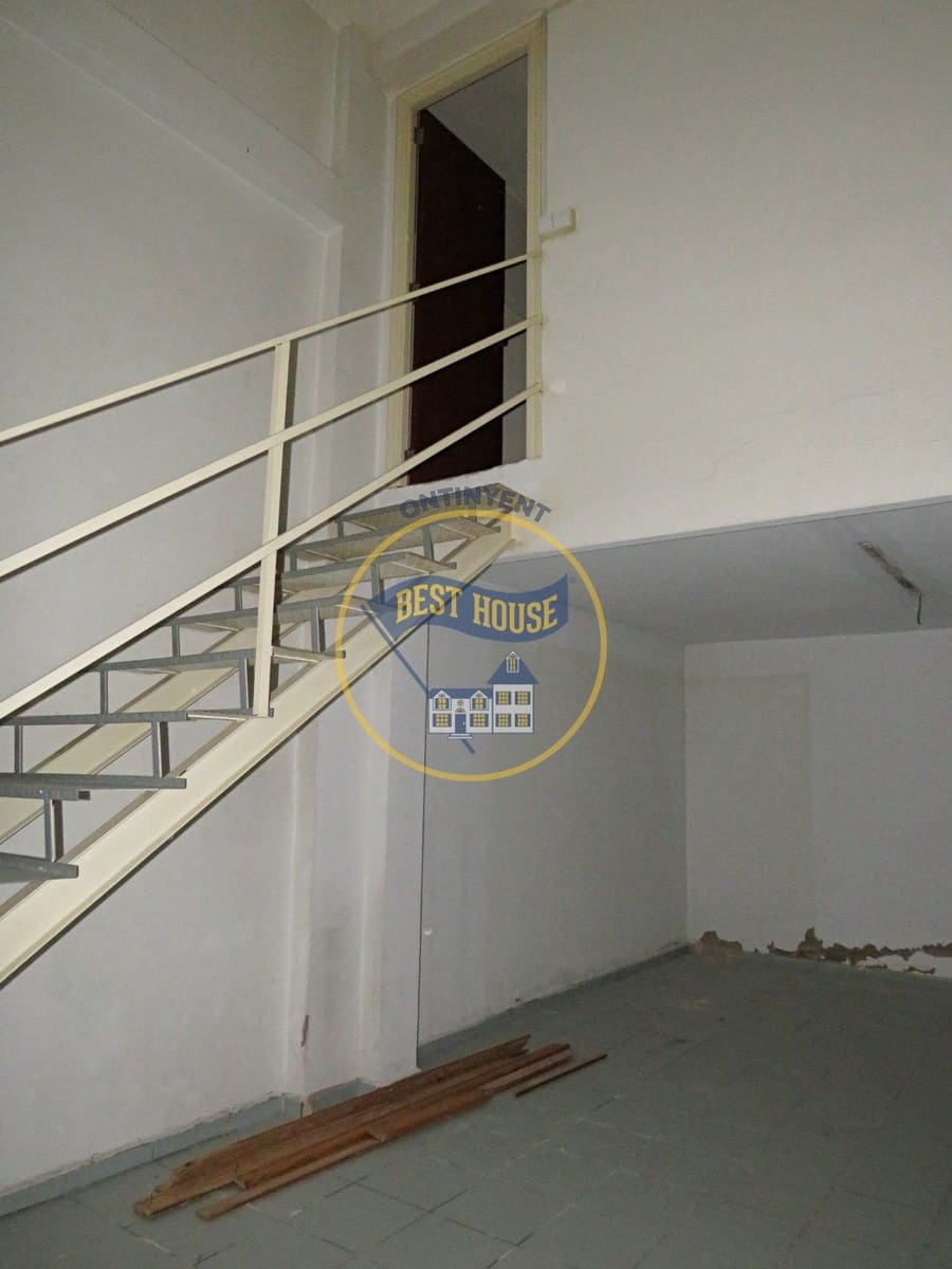 Commercial for rent in Ontinyent - € 450 (Ref: 8118038)