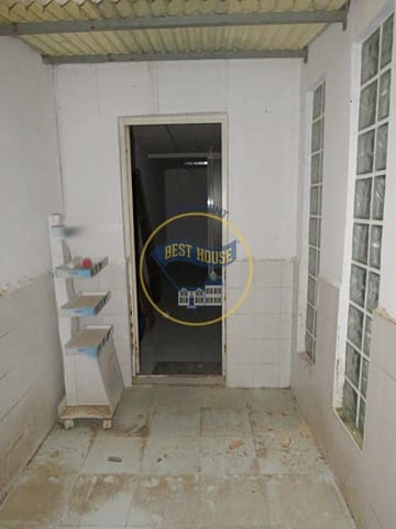 Commercial for rent in Ontinyent - € 450 (Ref: 8118038)