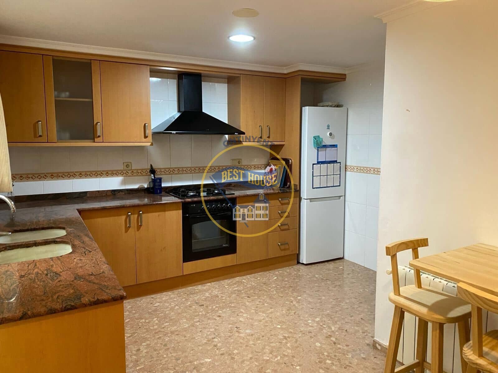 3 soveværelse Lejlighed til salg i Ontinyent med garage - € 195.000 (Ref: 8146311)