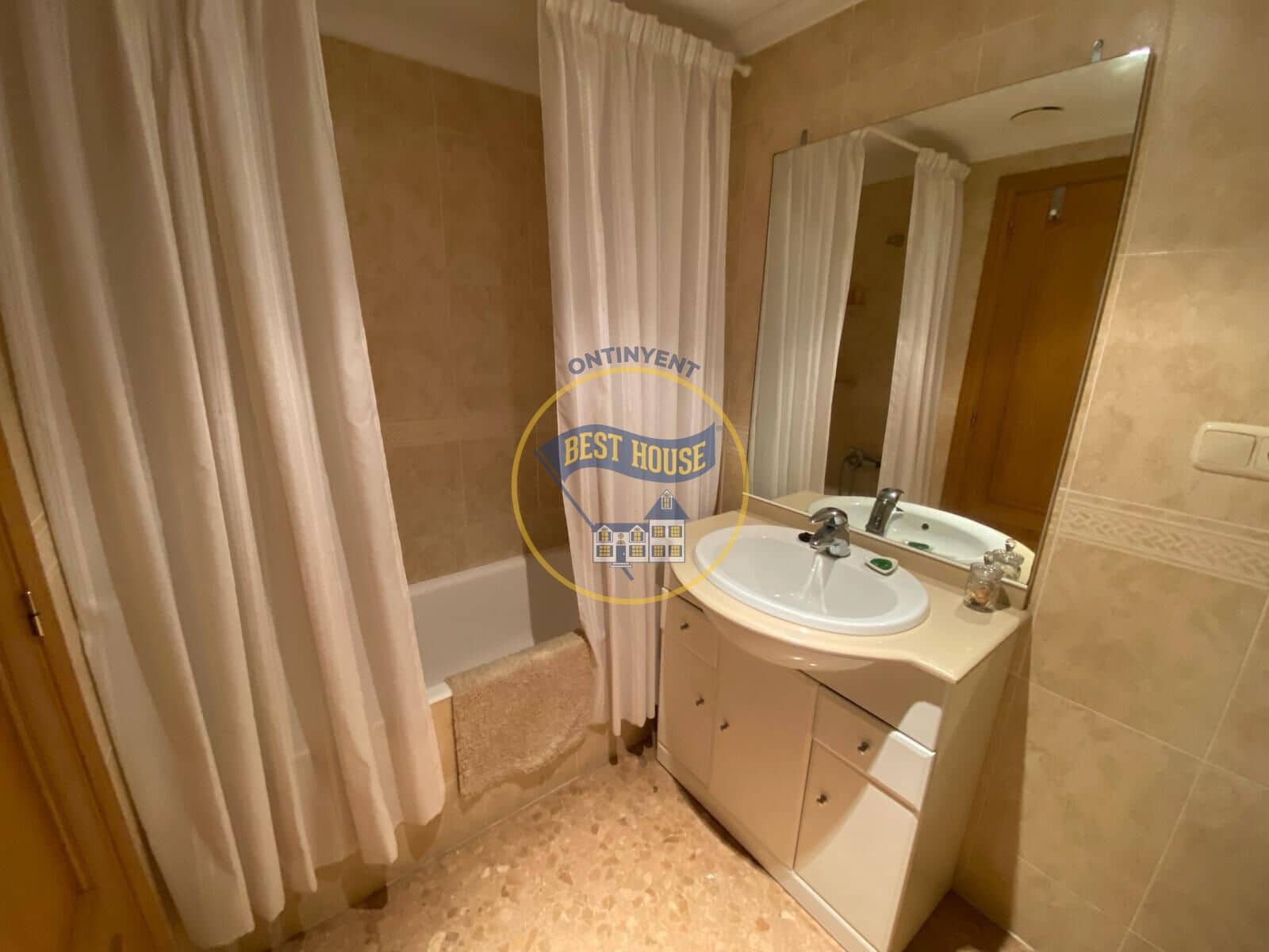 3 soveværelse Lejlighed til salg i Ontinyent med garage - € 195.000 (Ref: 8146311)