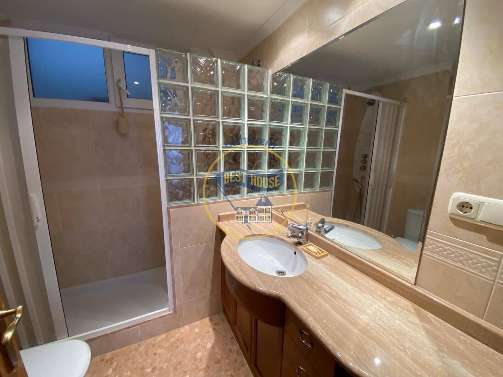 3 soveværelse Lejlighed til salg i Ontinyent med garage - € 195.000 (Ref: 8146311)