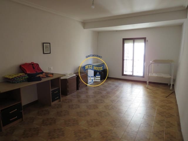 4 bedroom Townhouse for sale in Cocentaina - € 68,000 (Ref: 8146312)