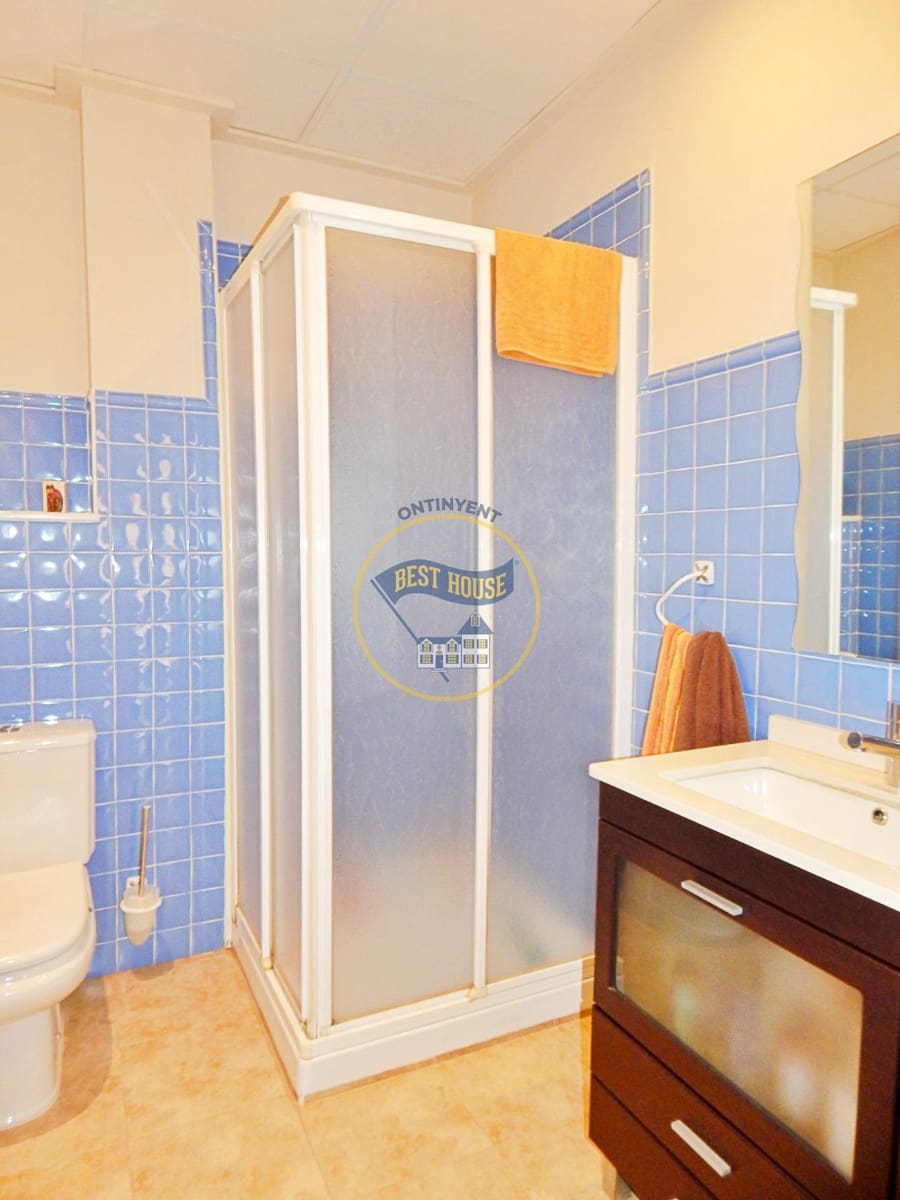 4 chambre Villa/Maison à vendre à Bufali avec garage - 300 000 € (Ref: 8161994)