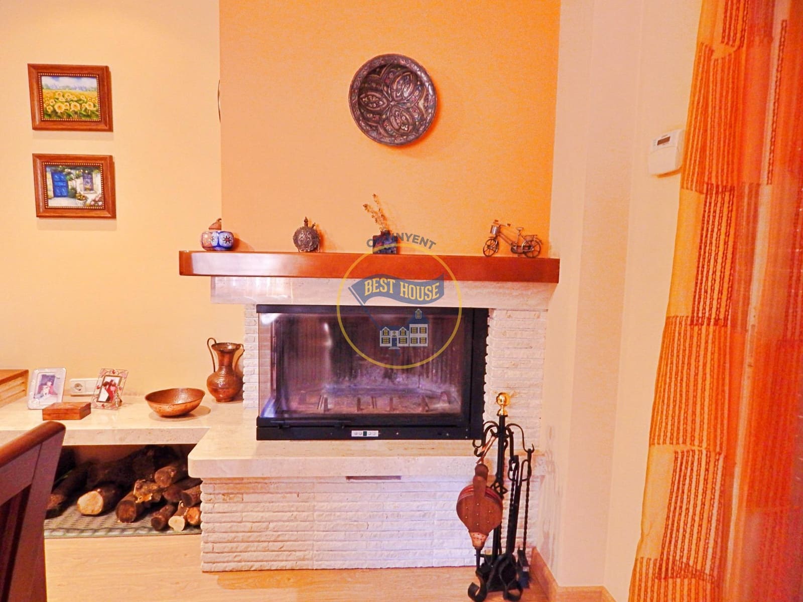 4 chambre Villa/Maison à vendre à Bufali avec garage - 300 000 € (Ref: 8161994)