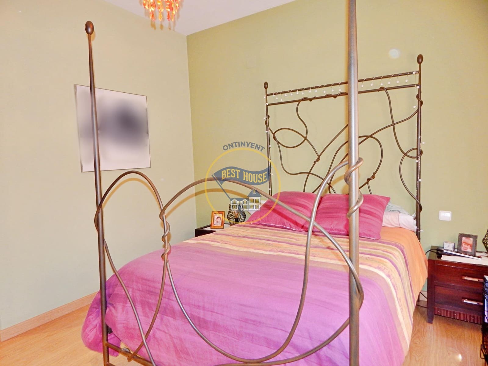 4 chambre Villa/Maison à vendre à Bufali avec garage - 300 000 € (Ref: 8161994)