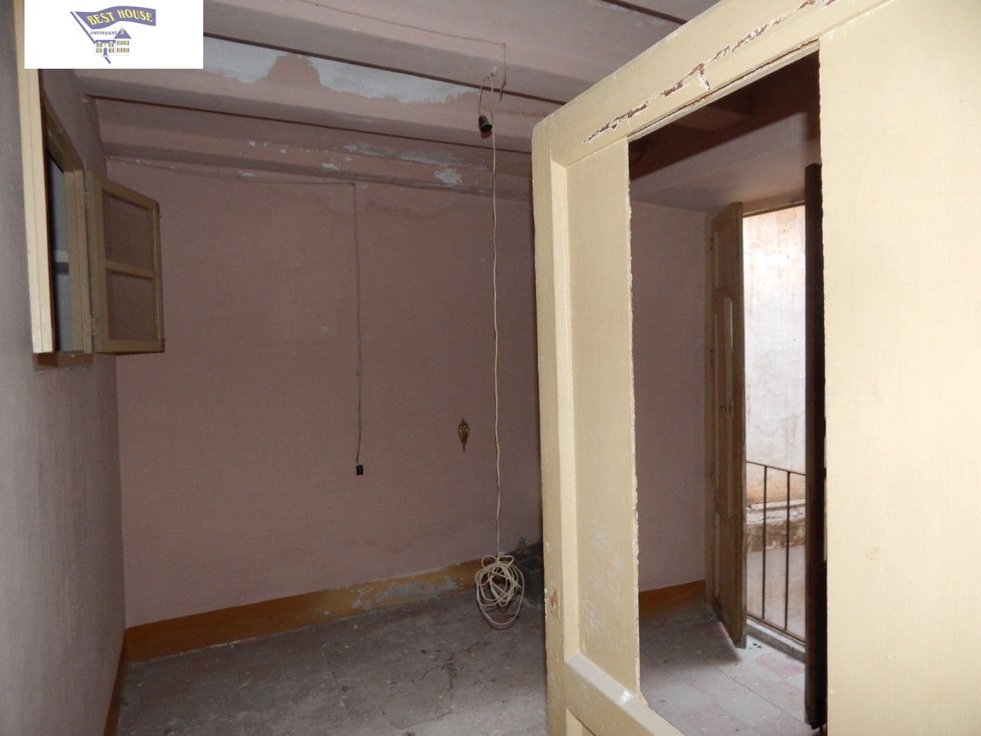 Townhouse for sale in Ontinyent - € 120,000 (Ref: 8174745)
