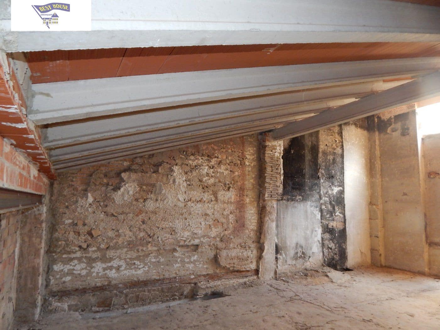 Townhouse for sale in Ontinyent - € 120,000 (Ref: 8174745)