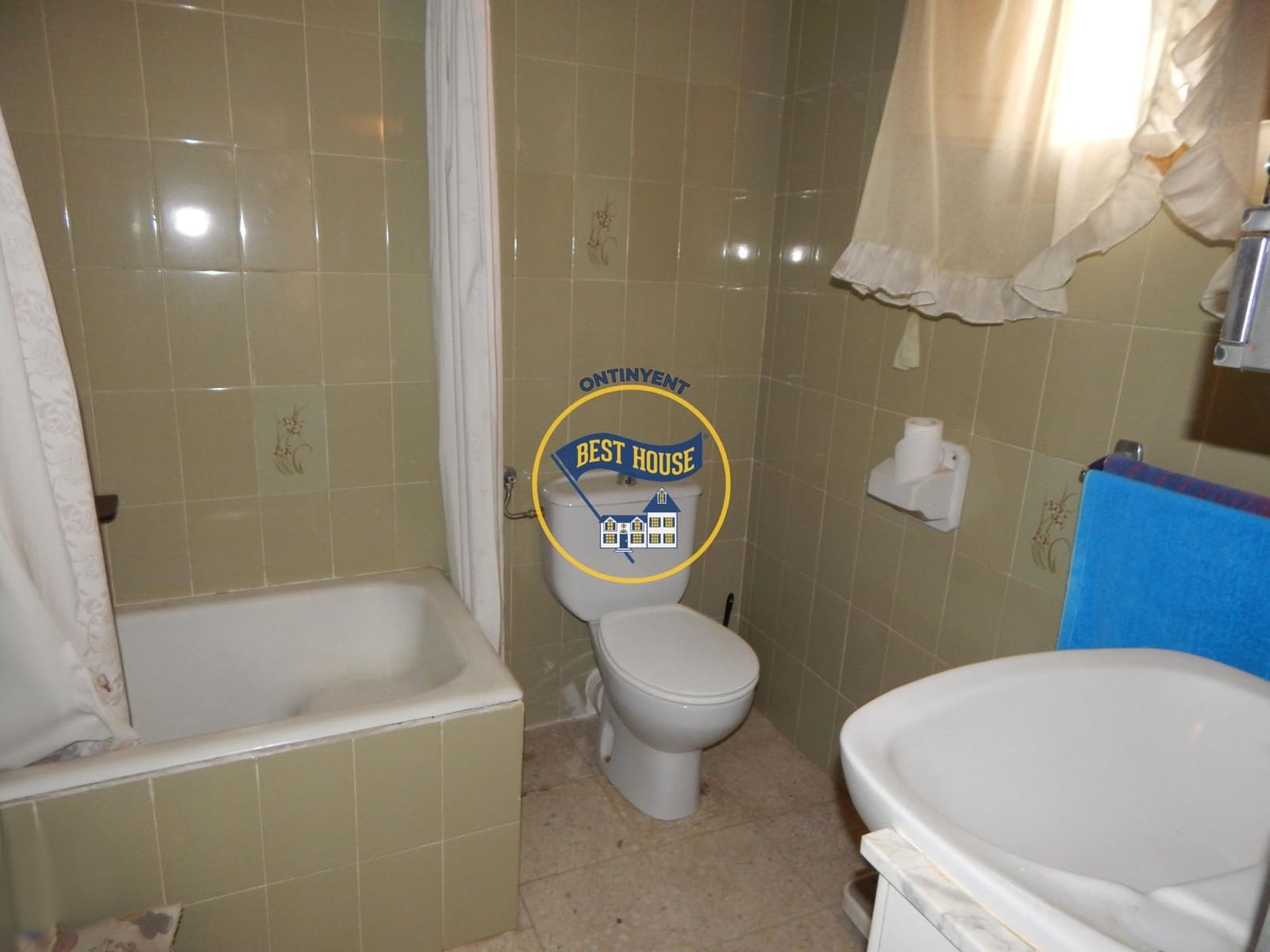 6 bedroom Villa for sale in Ontinyent - € 200,000 (Ref: 8300505)