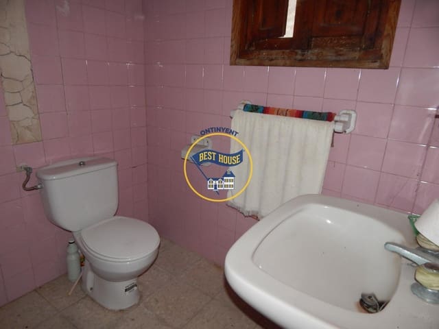 6 makuuhuone Huvila myytävänä paikassa Ontinyent - 200 000 € (Ref: 8300505)