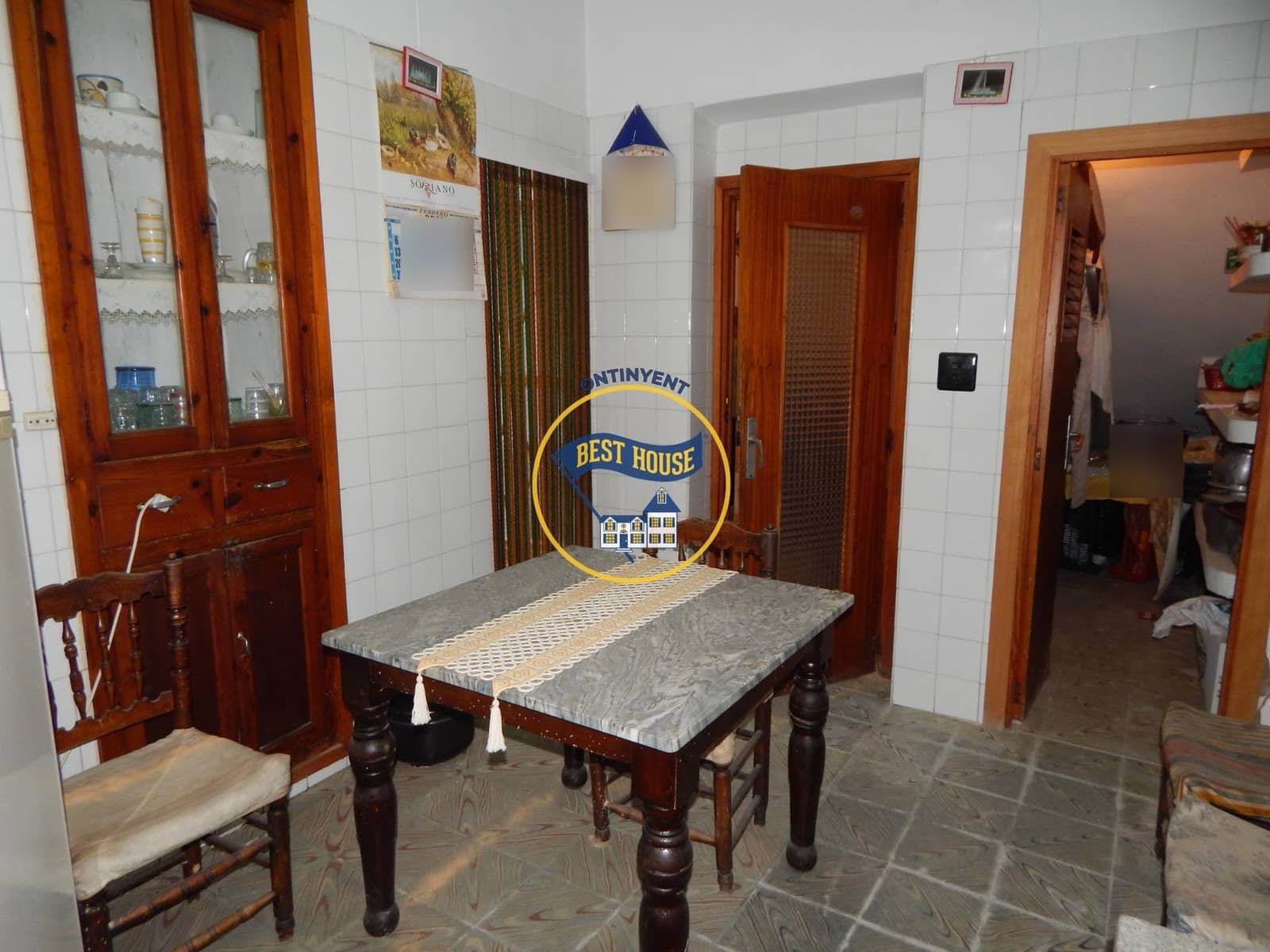 6 bedroom Villa for sale in Ontinyent - € 200,000 (Ref: 8300505)