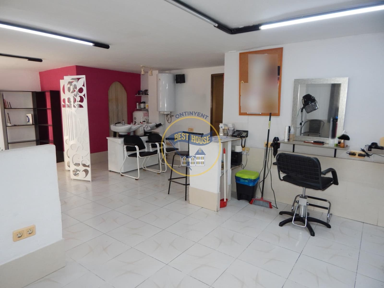 Commercieel te koop in Ontinyent - € 52.000 (Ref: 8392616)