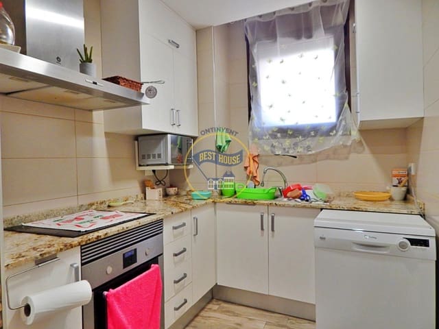 4 makuuhuone Huvila myytävänä paikassa Bocairent - 240 000 € (Ref: 8398652)