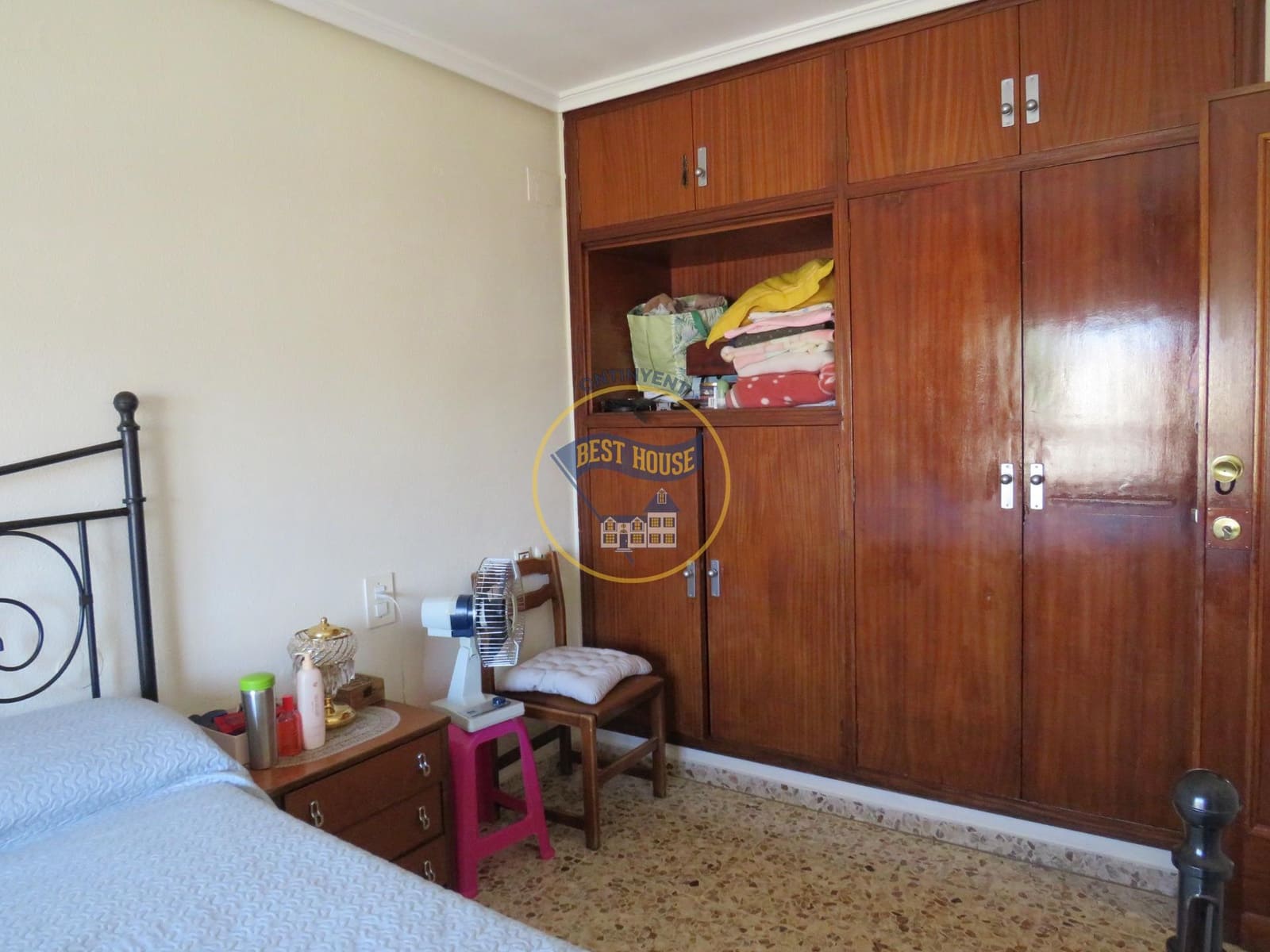 4 soveværelse Lejlighed til salg i Ontinyent - € 120.000 (Ref: 8415391)