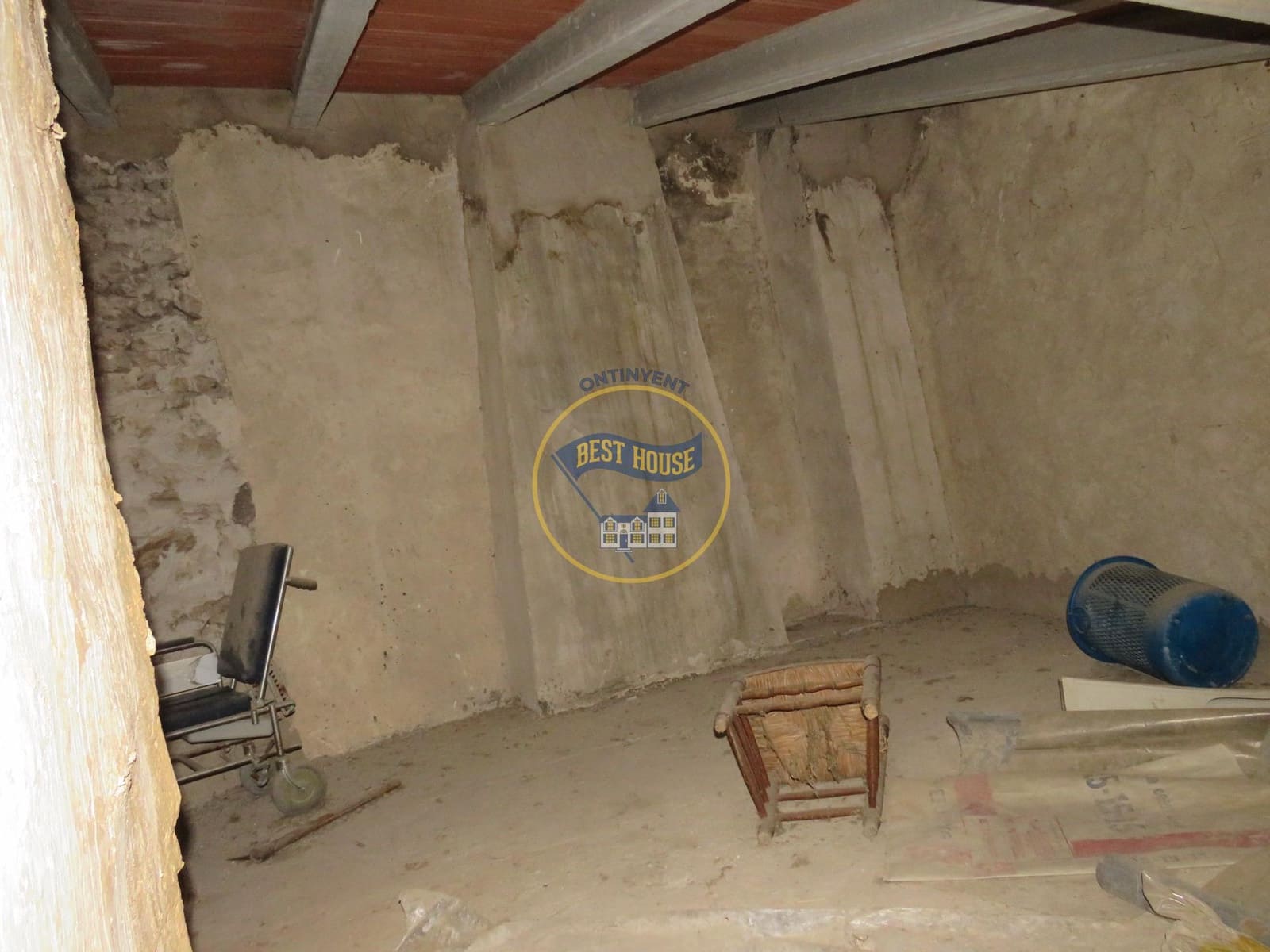 4 soveværelse Byhus til salg i Bocairent - € 16.000 (Ref: 8432532)