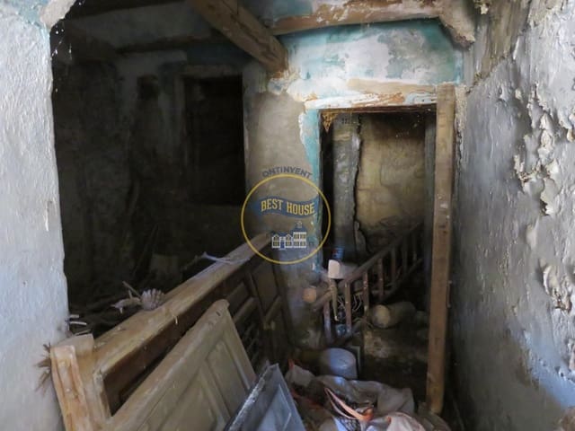 4 makuuhuone Omakotitalo myytävänä paikassa Bocairent - 16 000 € (Ref: 8432532)