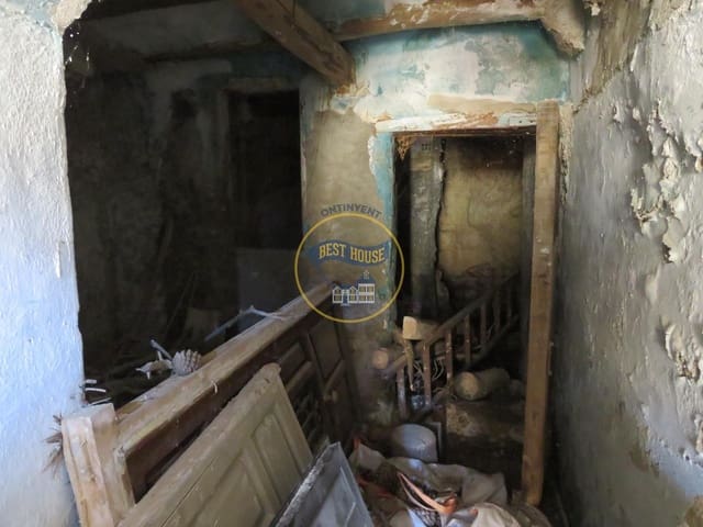 4 makuuhuone Omakotitalo myytävänä paikassa Bocairent - 16 000 € (Ref: 8432532)