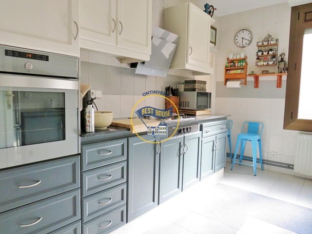 4 bedroom Flat for sale in Cocentaina - € 200,000 (Ref: 8455664)