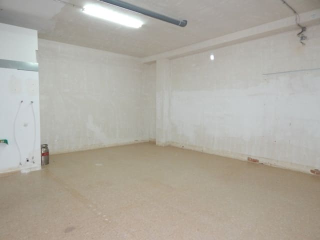Commercial for rent in Ontinyent - € 400 (Ref: 8570521)