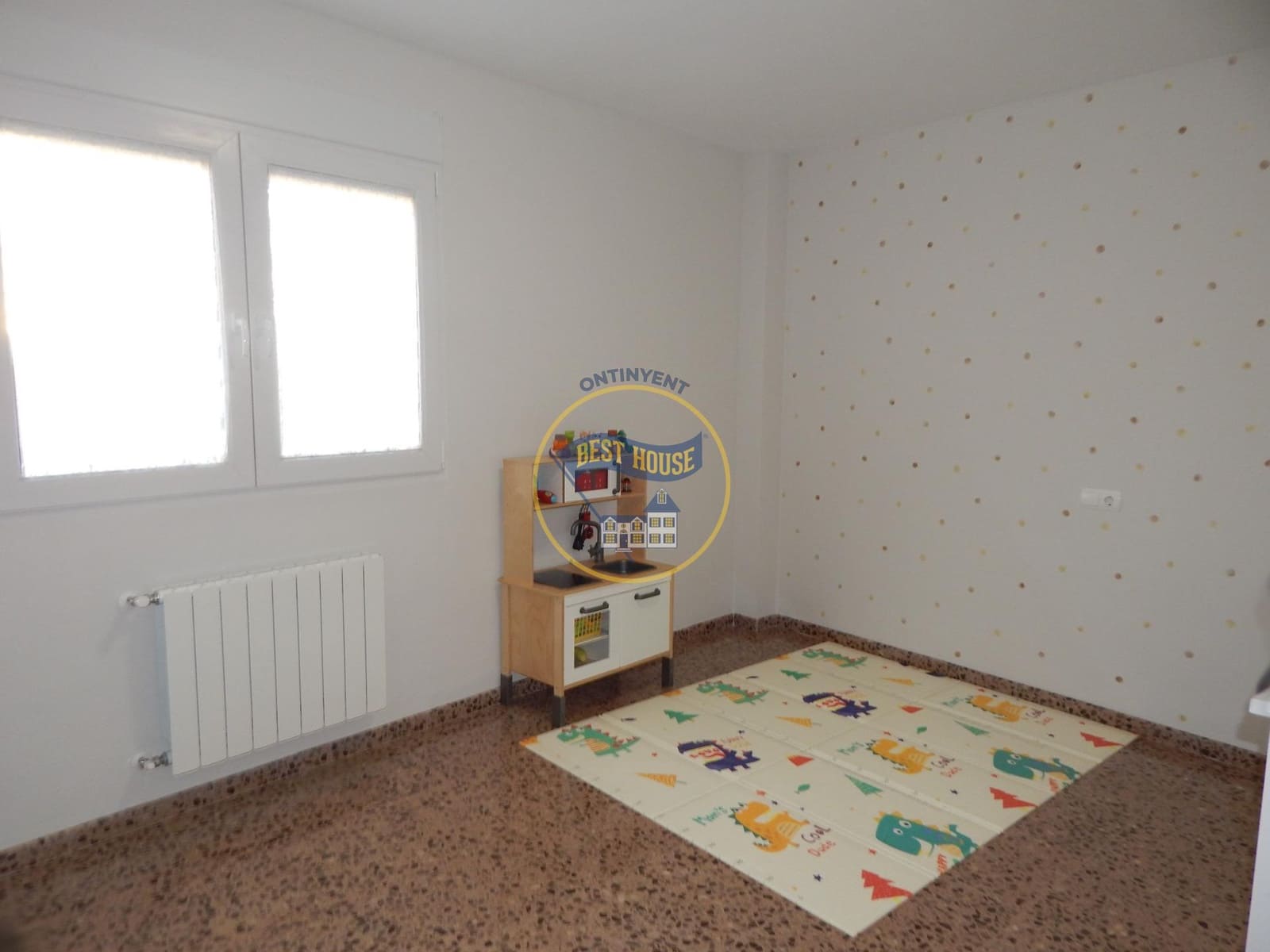 4 soveværelse Lejlighed til salg i Bocairent med garage - € 160.000 (Ref: 8663130)