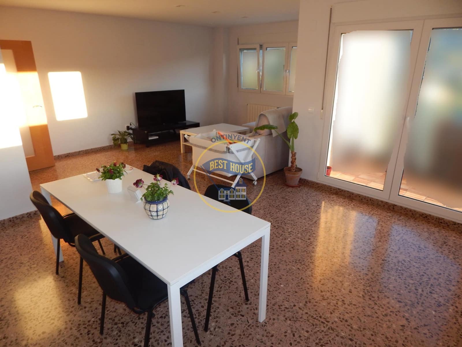4 soveværelse Lejlighed til salg i Bocairent med garage - € 160.000 (Ref: 8663130)