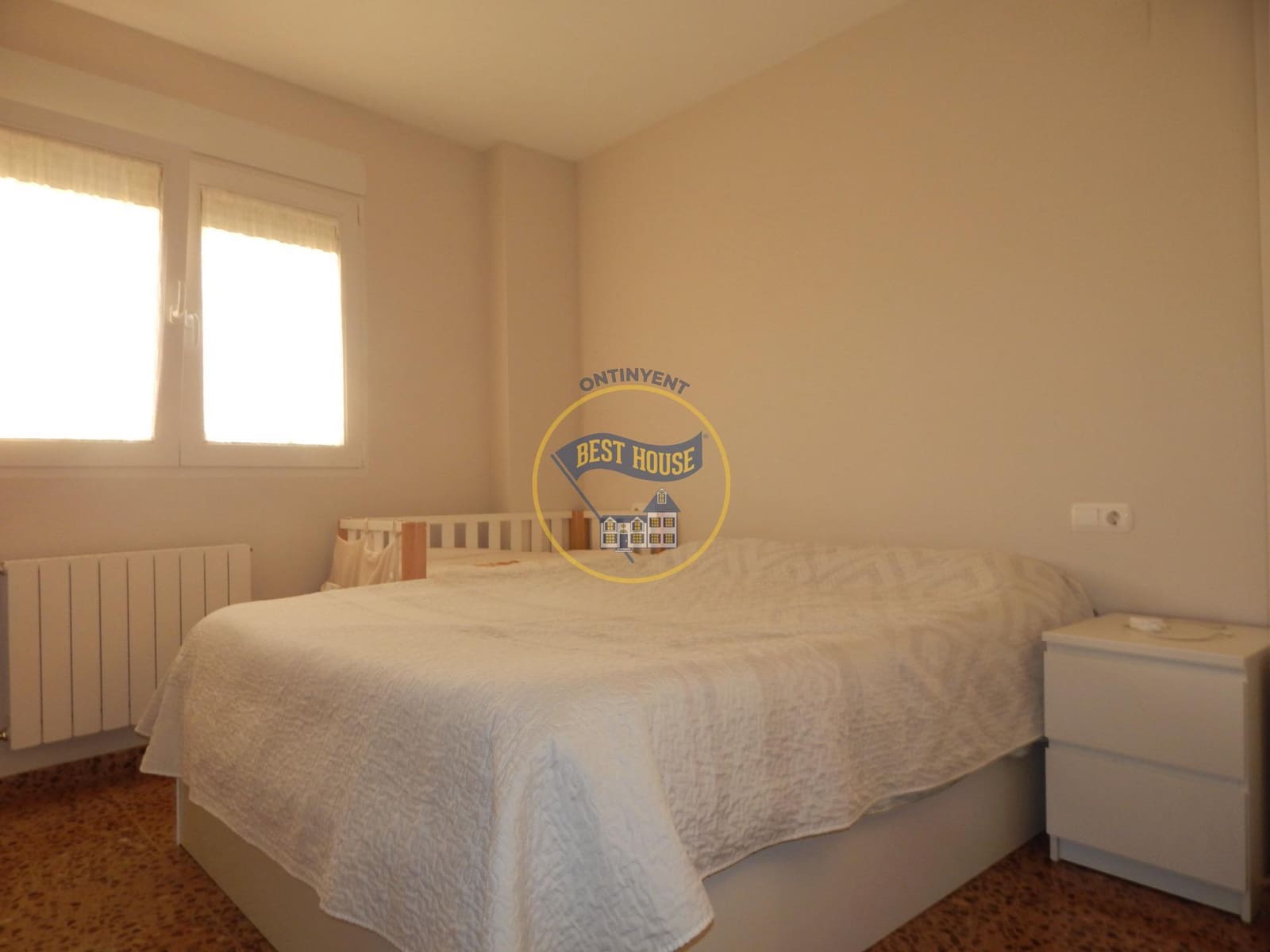 4 soveværelse Lejlighed til salg i Bocairent med garage - € 160.000 (Ref: 8663130)