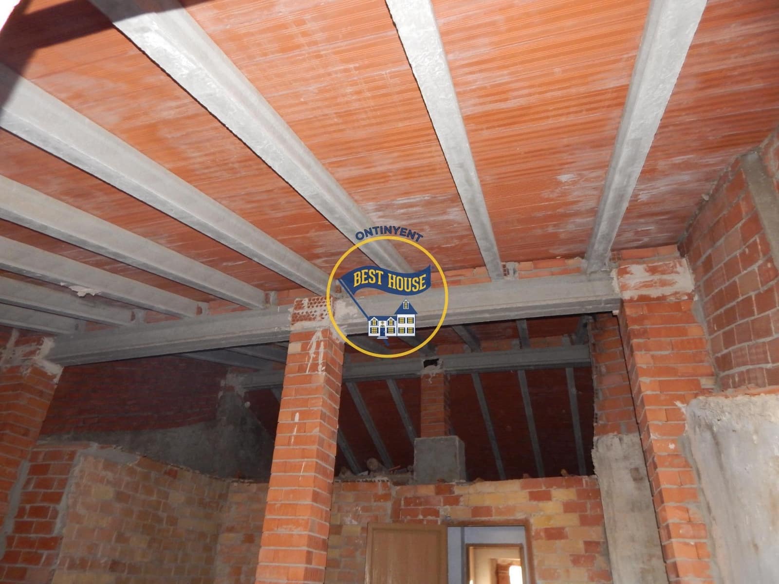 3 bedroom Townhouse for sale in Montaverner - € 38,000 (Ref: 8703947)