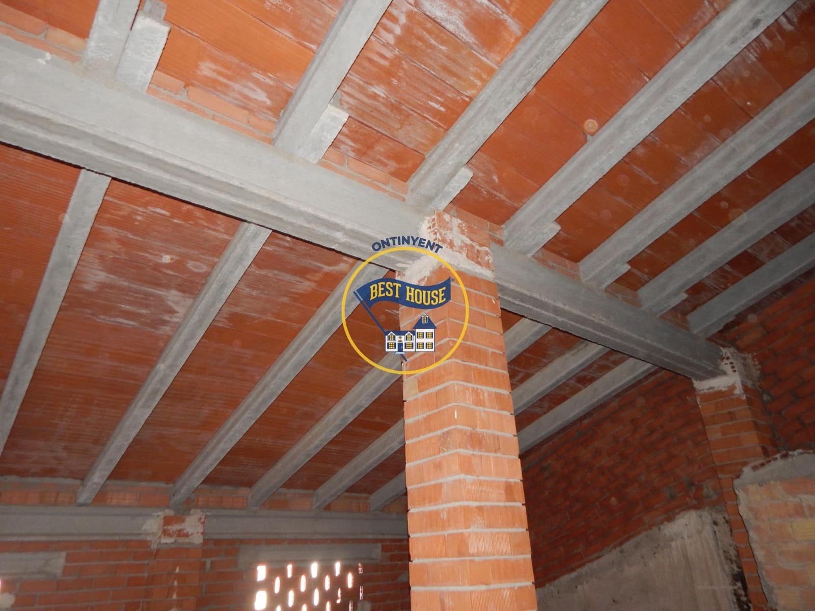 3 bedroom Townhouse for sale in Montaverner - € 38,000 (Ref: 8703947)