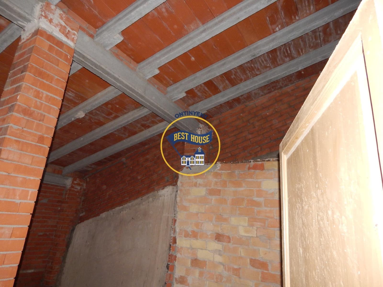 3 bedroom Townhouse for sale in Montaverner - € 38,000 (Ref: 8703947)