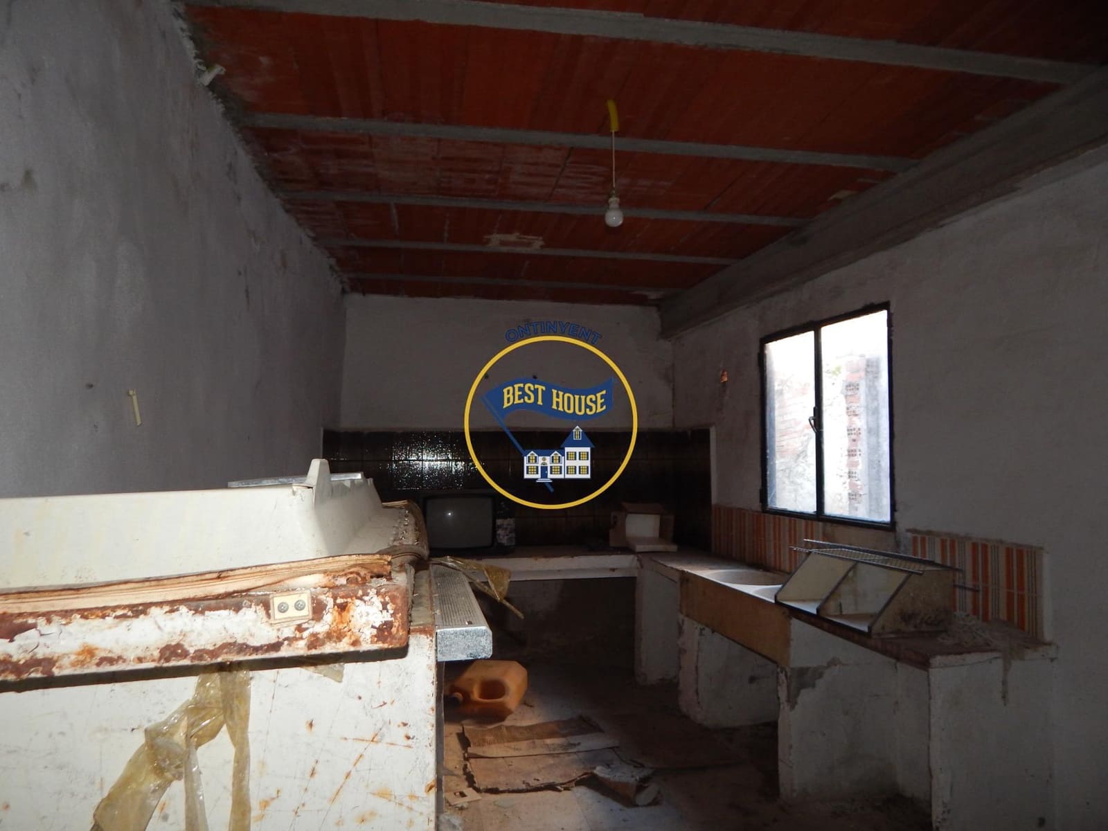 3 sovrum Hus till salu i Montaverner - 40 000 € (Ref: 8703947)