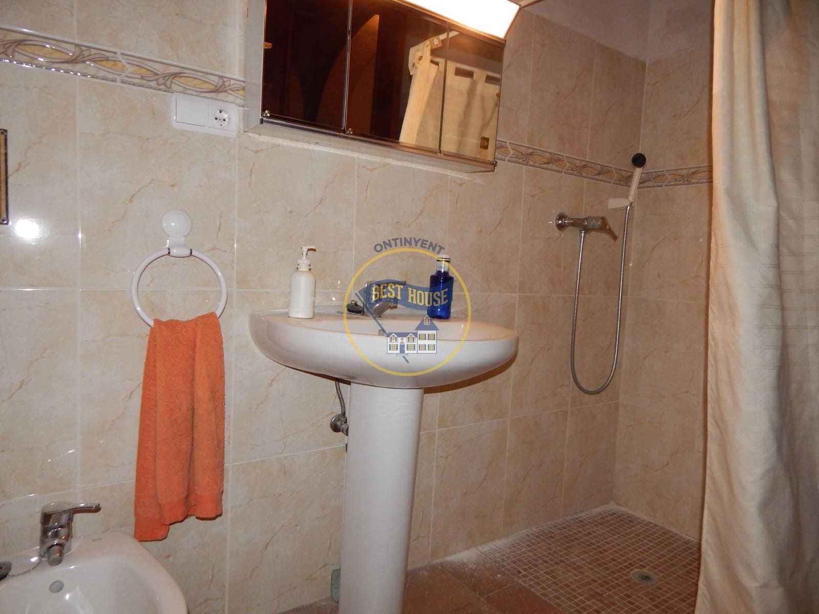 10 bedroom Townhouse for sale in Bocairent - € 210,000 (Ref: 8715541)