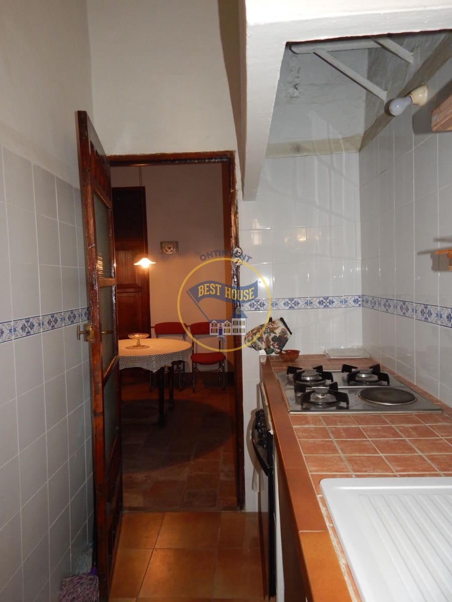 10 bedroom Townhouse for sale in Bocairent - € 210,000 (Ref: 8715541)
