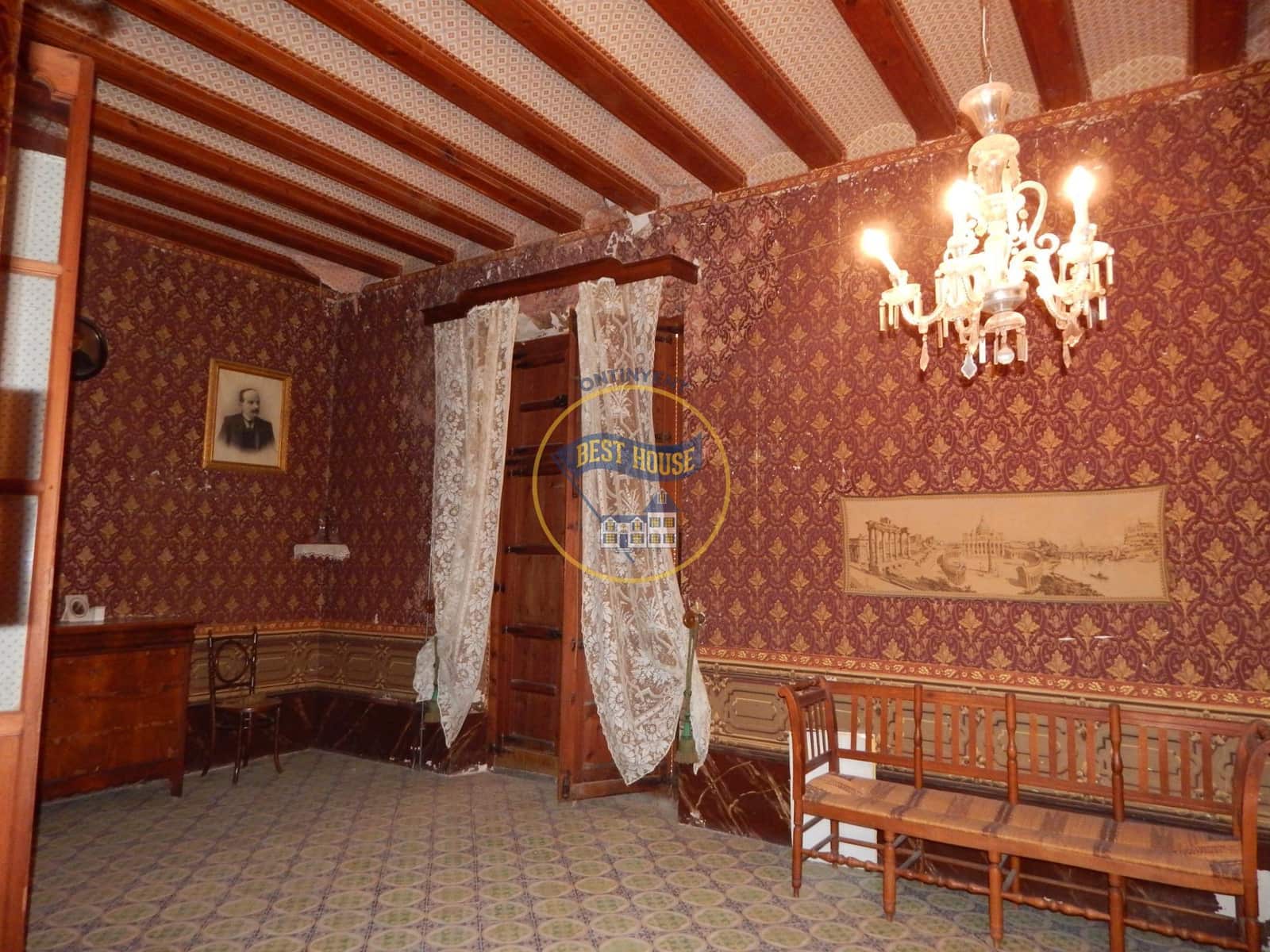 10 bedroom Townhouse for sale in Bocairent - € 210,000 (Ref: 8715541)