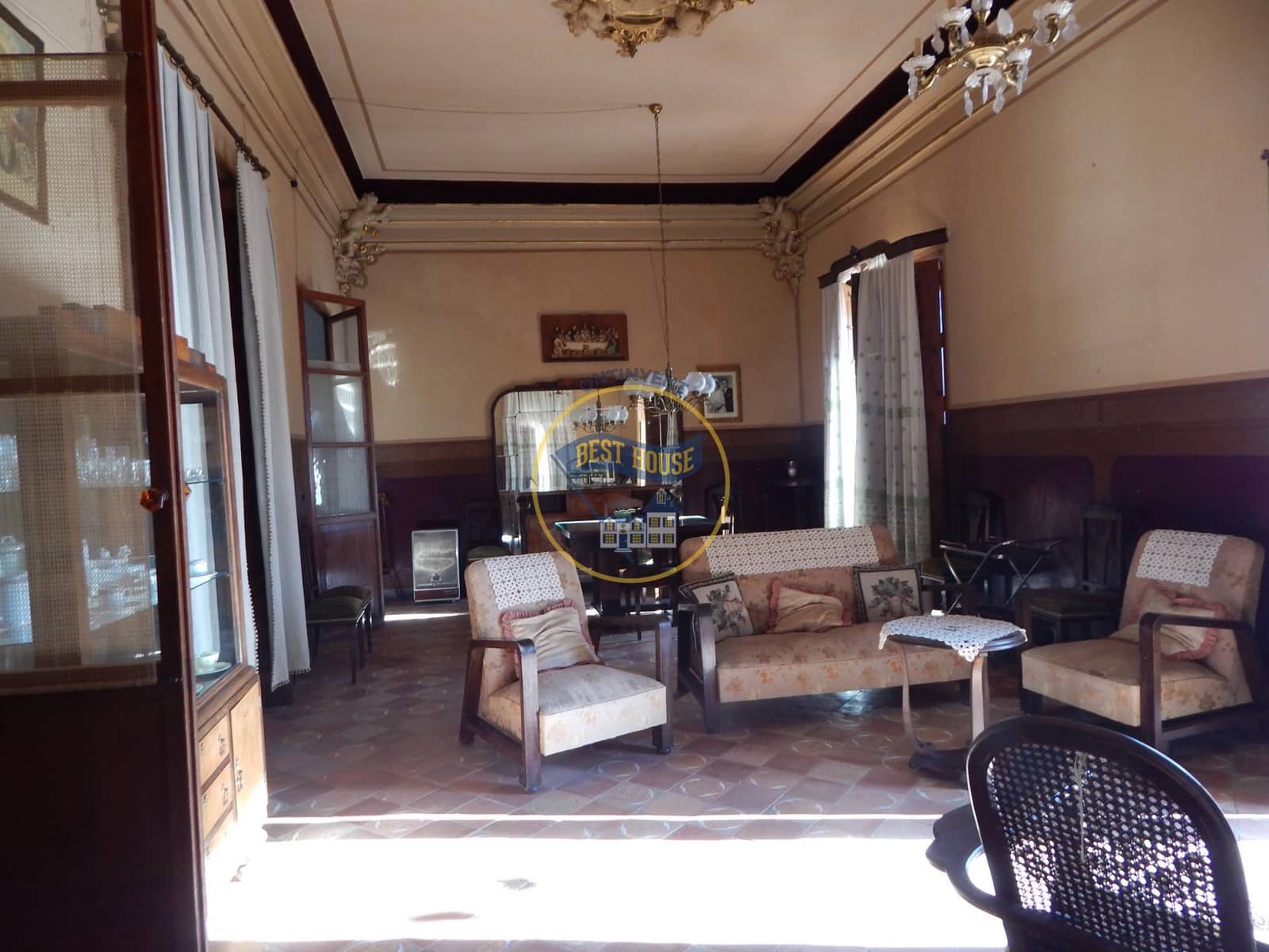 10 bedroom Townhouse for sale in Bocairent - € 210,000 (Ref: 8715541)